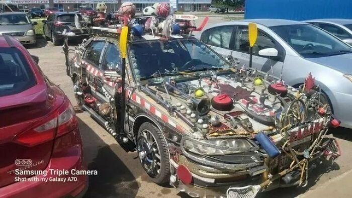 Weird-Screwed-Up-Looking-Cars-Pics