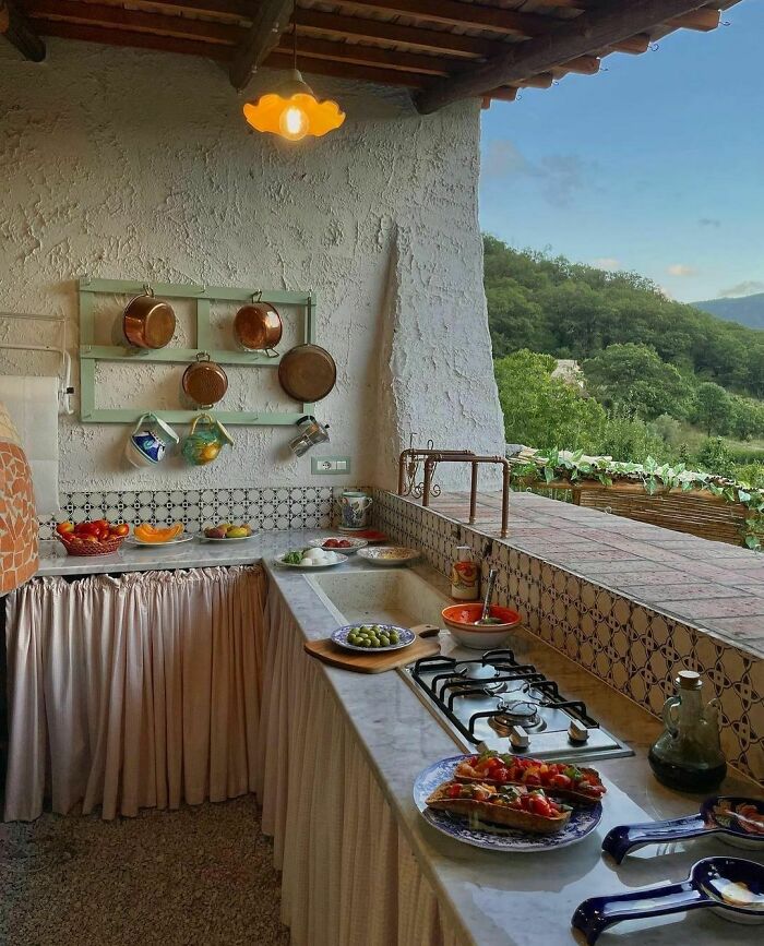 Somewhere-I-Would-Like-To-Live-Inspiring-Design