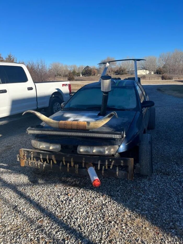 Weird-Screwed-Up-Looking-Cars-Pics