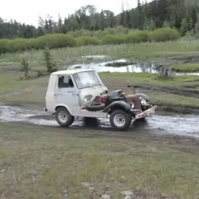 Weird-Screwed-Up-Looking-Cars-Pics