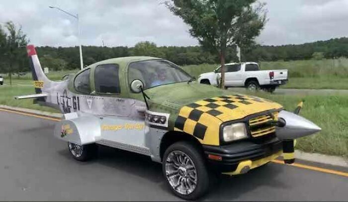 Weird-Screwed-Up-Looking-Cars-Pics