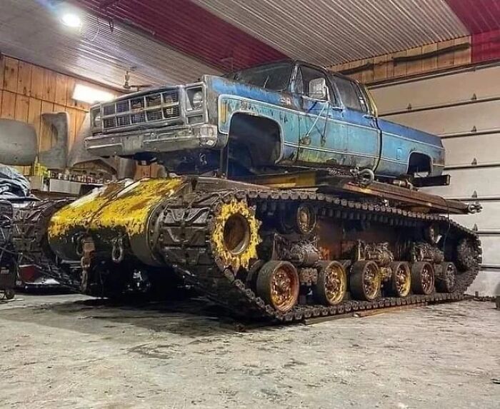 Weird-Screwed-Up-Looking-Cars-Pics