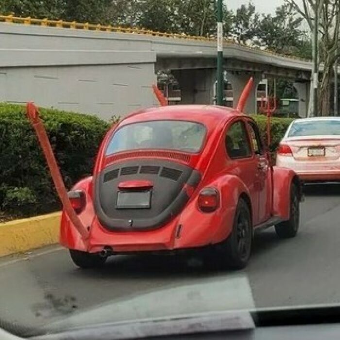 Weird-Screwed-Up-Looking-Cars-Pics