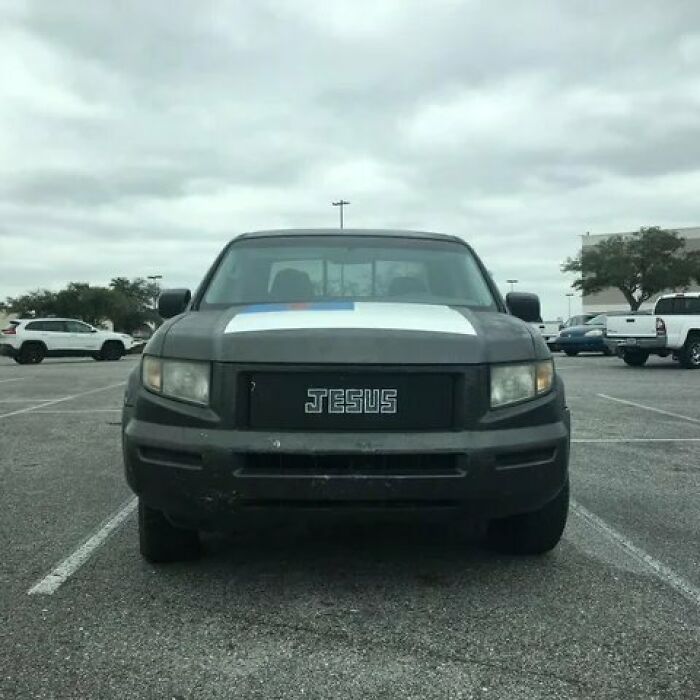 Weird-Screwed-Up-Looking-Cars-Pics