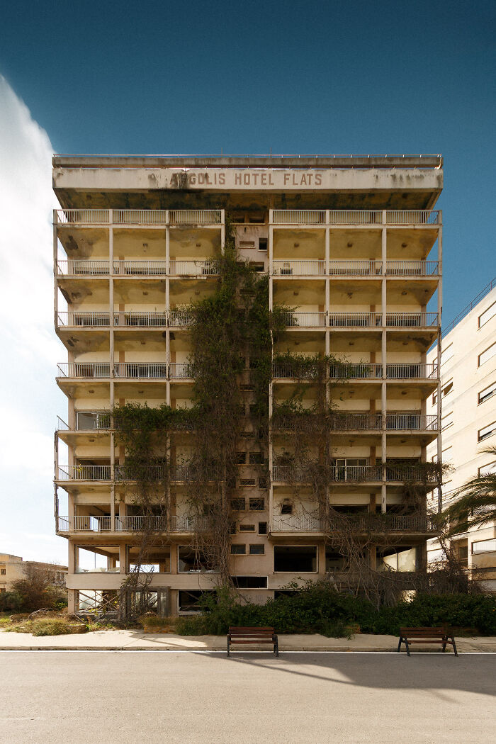 I Photograph The Largest Ghost Town In The World "Famagusta-Varosha"