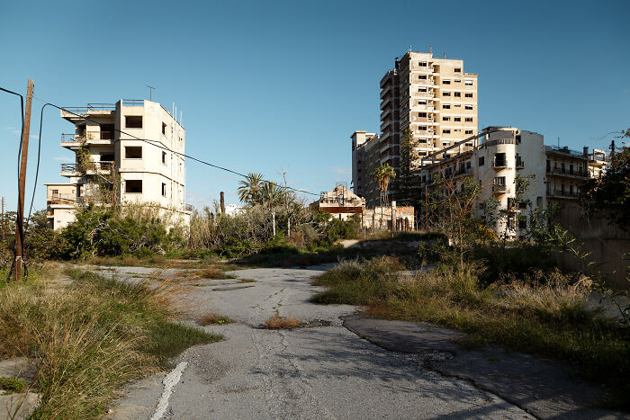 I Photograph The Largest Ghost Town In The World "Famagusta-Varosha"