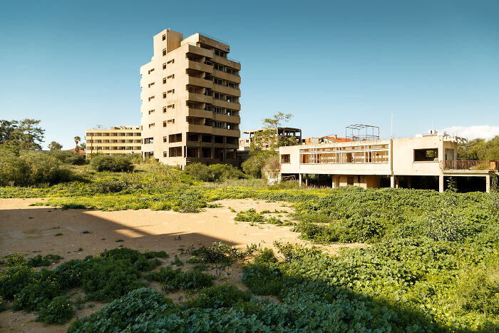 I Photograph The Largest Ghost Town In The World "Famagusta-Varosha"