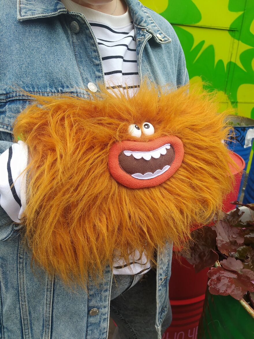 La-La-Lay! I'm July!