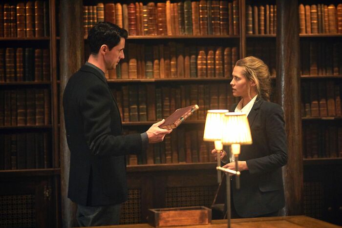 A Discovery Of Witches