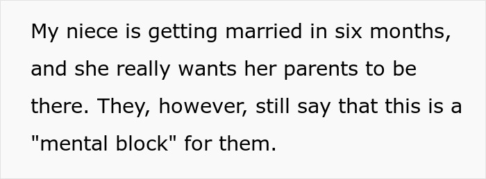 Man Offers To Walk His Lesbian Niece Down The Aisle At Her Wedding Instead Of Her Homophobe Father, Gets Called A Jerk