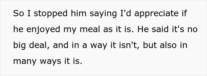 Guy Doesn't Allow Sister's BF To Ruin His Italian Dish With Asian Hot Sauce, Drama Ensues