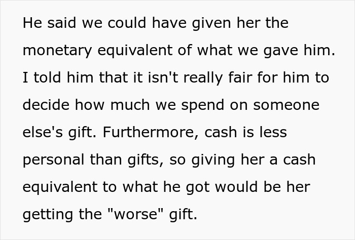 "My Son Is Clearly Resenting Us": Dad Gives $4k Christmas Gift To His Daughter And $800 Gifts To His Son, Son Gets Upset "My Son Is Clearly Resenting Us": Dad Gives $4k Christmas Gift To His Daughter And $800 Gifts To His Son, Son Gets Upset