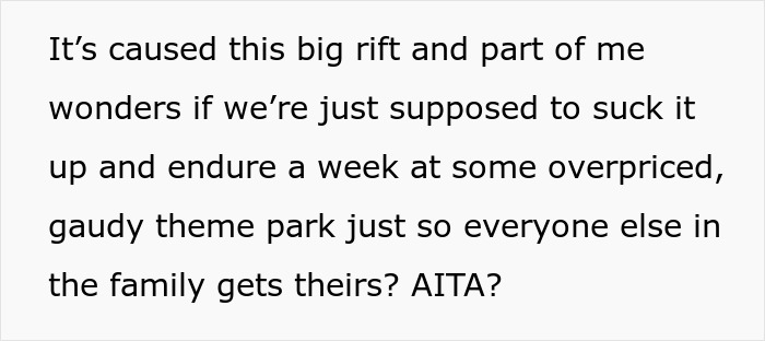 Childless Couple Get Accused Of 'Ruining' A Family Vacation By Not Going, Find Out They Were Expected To Babysit