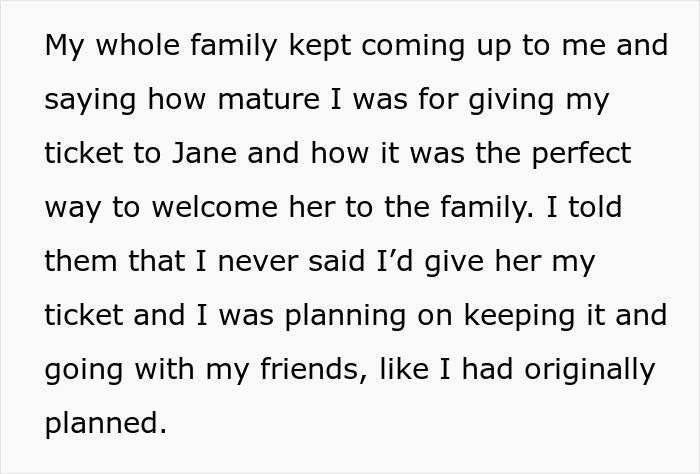 "I Waited 5+ Hours In The Ticketmaster Queue": Teen Is Accused Of Ruining Wedding After She Refused To Give Her Ticket To Taylor Swift's Concert To The Bride