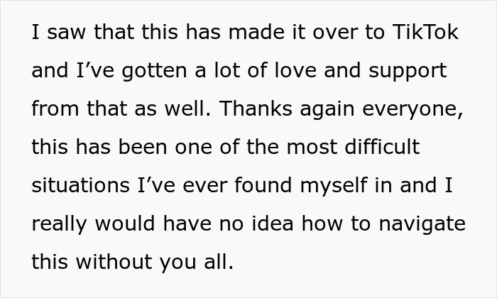 "I Waited 5+ Hours In The Ticketmaster Queue": Teen Is Accused Of Ruining Wedding After She Refused To Give Her Ticket To Taylor Swift's Concert To The Bride