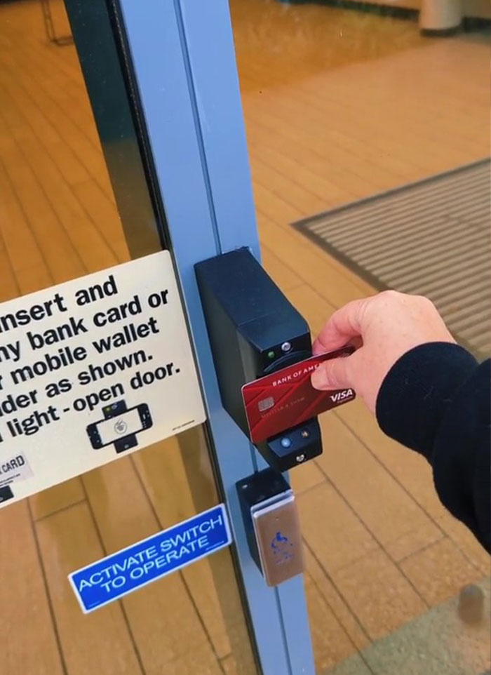 Discussion Online Ensues After Woman Shares How She Was 'Creeped Out' Visiting This Bank With No Staff And A Video Chat Option