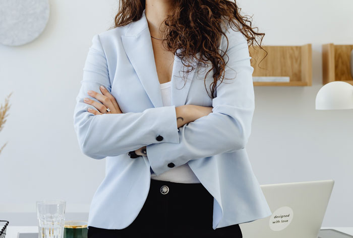 Toxic Manager Screws Herself Over By Suspending Almost All Employees For Not Engaging In Conversation, Gets Fired