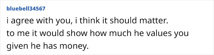 “I Know He Can Afford So Much More”: Woman Checks Her Engagement Ring’s Hallmark And Finds Out That It’s “Cheap” “I Know He Can Afford So Much More”: Woman Checks Her Engagement Ring’s Hallmark And Finds Out That It’s “Cheap”