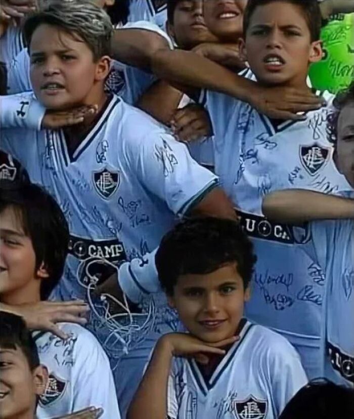 “Humans Doing Human Things”: 50 Pics That Showcase The Weird And Chaotic Side Of Humanity (New Pics)