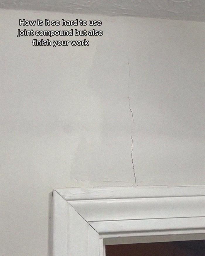 "Welcome To My Horribly Flipped House": Woman Points Out 30 Fails And Mistakes She Found In The House She Bought