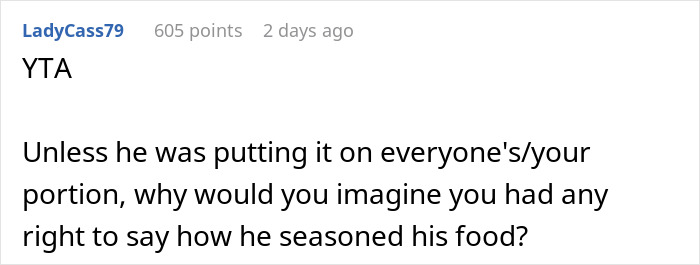 Guy Doesn't Allow Sister's BF To Ruin His Italian Dish With Asian Hot Sauce, Drama Ensues