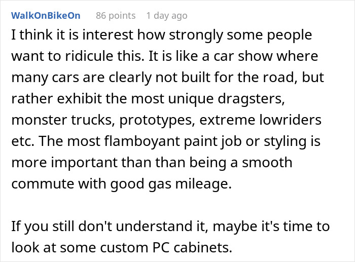 These Dresses At Paris Haute Couture Week Look Like A Glitch In The Matrix And People Don&rsquo;t Know How To React