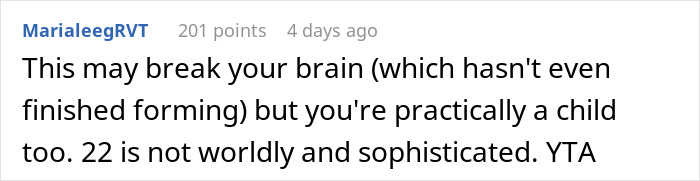 Bride Asks If She's A Jerk To Exclude Her Friend Who's 2 Years Younger From Her "Childfree Wedding", Gets A Reality Check