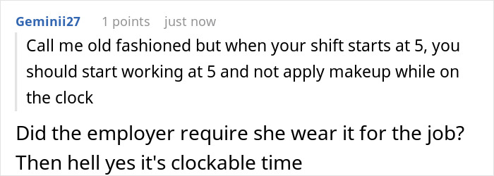 Waitress Loses Her Well-Tipping Table After Absolutely Insisting She Needs To Do Her Makeup For 15 Minutes