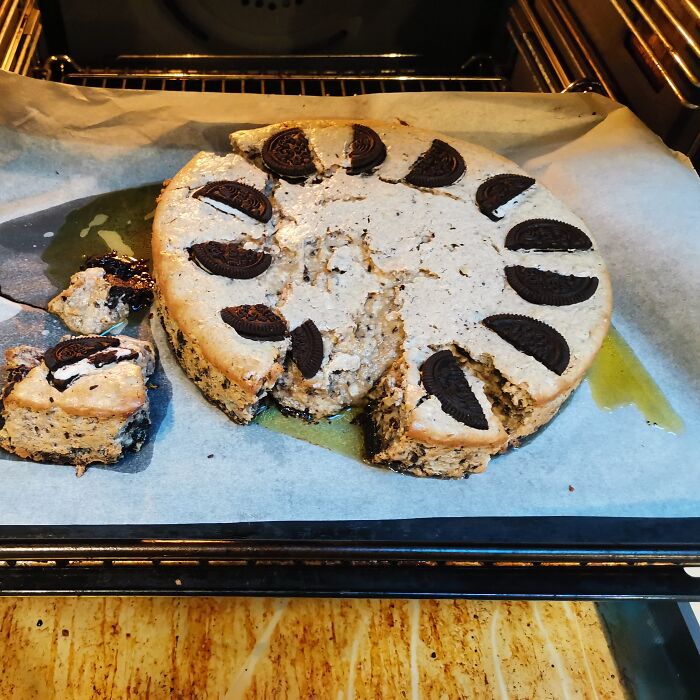 Hey Pandas, Post Your Worst ‘Nailed It’ Cooking Photos (Closed)