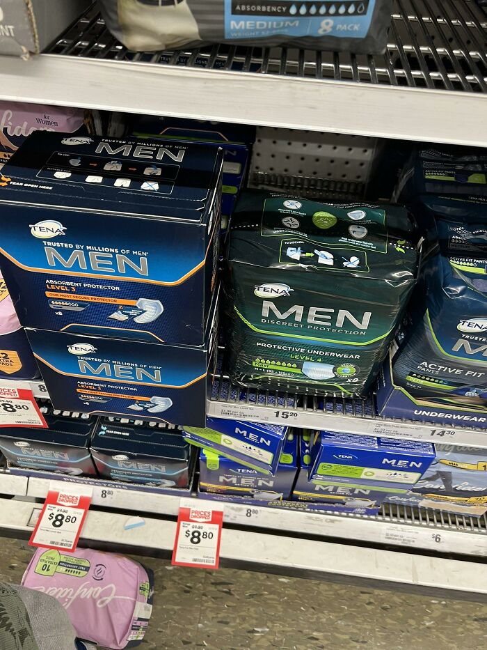 Retired Football Player Is Shocked To See ‘Tampons For Men’ At The Store, Finally Learns What Tampons Actually Are Retired Football Player Is Shocked To See ‘Tampons For Men’ At The Store, Finally Learns What Tampons Actually Are