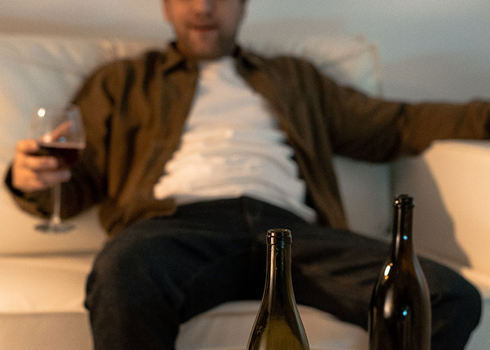 People Share 50 Random And Weird Facts That Make Others Think 'How The Hell Do You Know That?'