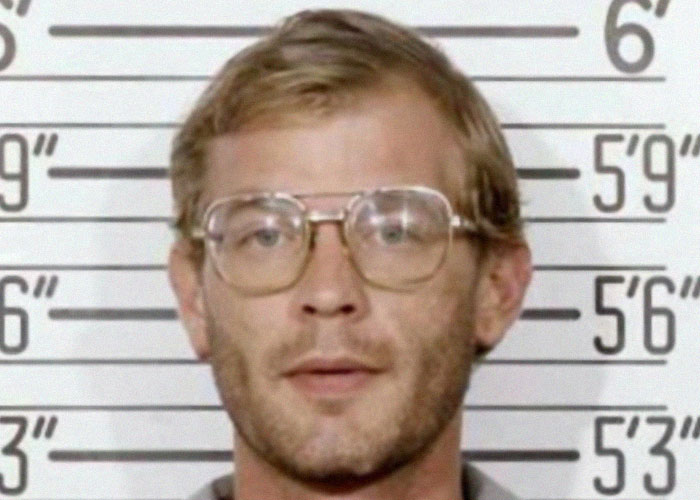 People Share 50 Random And Weird Facts That Make Others Think 'How The Hell Do You Know That?'