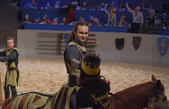 30 People Share What Historical Facts Many People Believe To Be True Are Actually 100% Fake