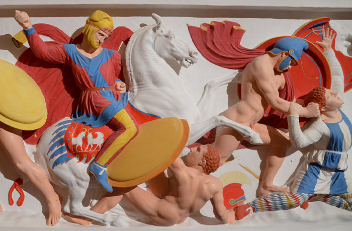 30 People Share What Historical Facts Many People Believe To Be True Are Actually 100% Fake