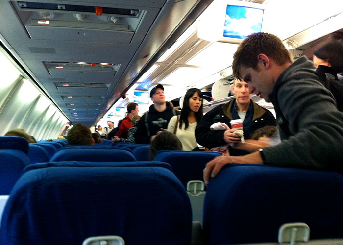 People Share 30 Etiquette Rules When Flying That Some People Still Can’t Seem To Grasp