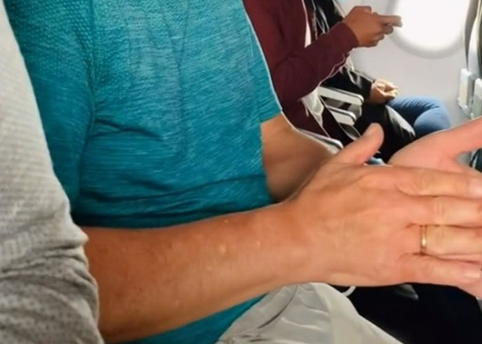 People Share 30 Etiquette Rules When Flying That Some People Still Can’t Seem To Grasp