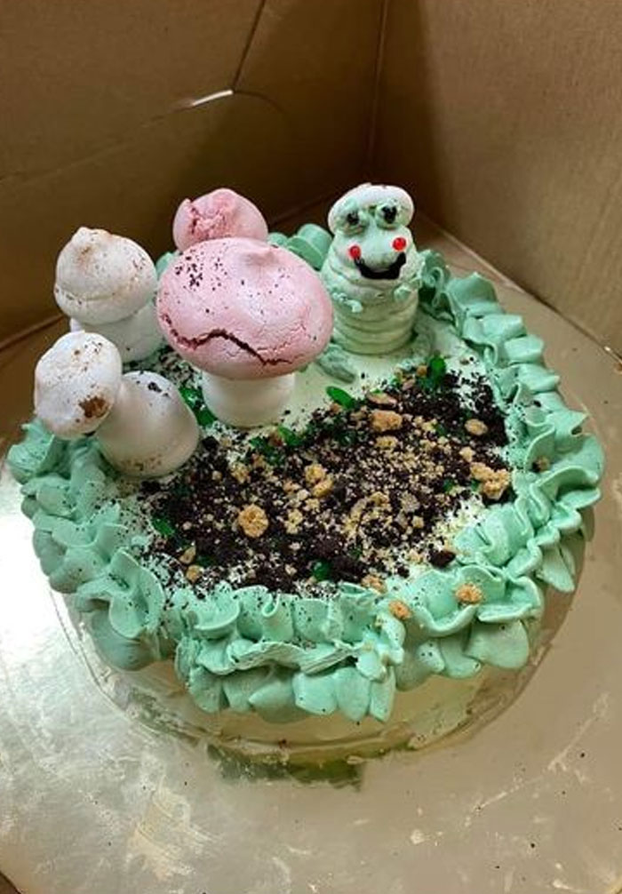 I Love A Good Frog Cake But What In The Weekend At Bernie's Is This