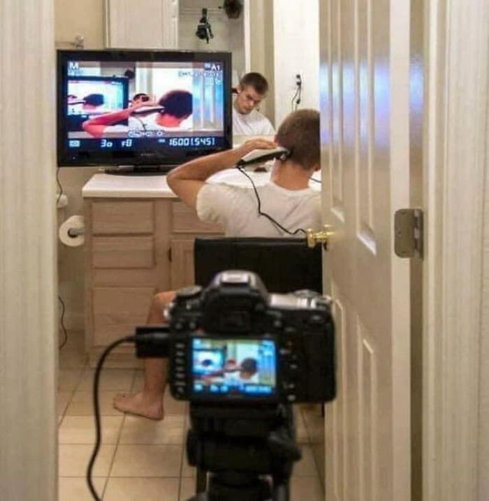 “Humans Doing Human Things”: 50 Pics That Showcase The Weird And Chaotic Side Of Humanity (New Pics)