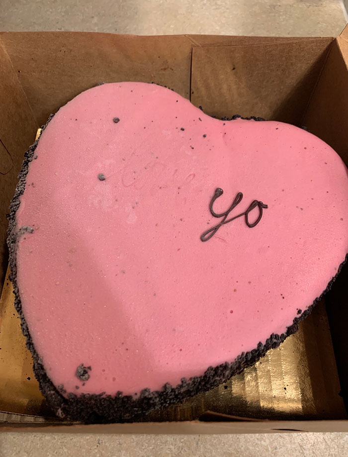 The Ice Cream Cake I Ordered For Valentine’s Day Said “I Love You” But Some Of The Letters Fell Off During Transit