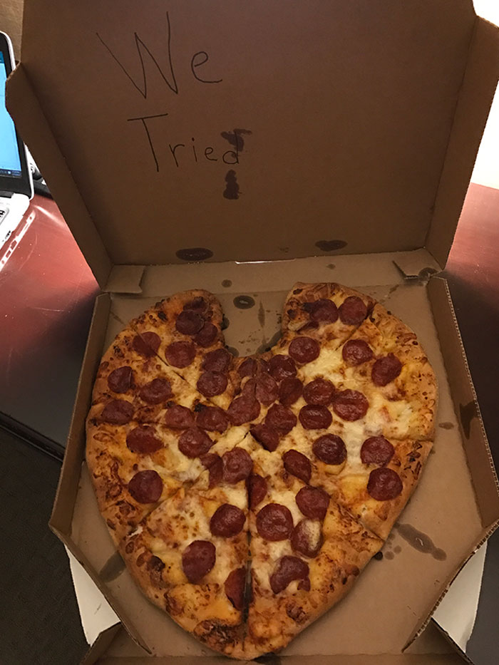 Girlfriend Called Dominos To Send Me A Surprise Heart-Shape Valentine's Day Pizza While I'm On A Business Trip