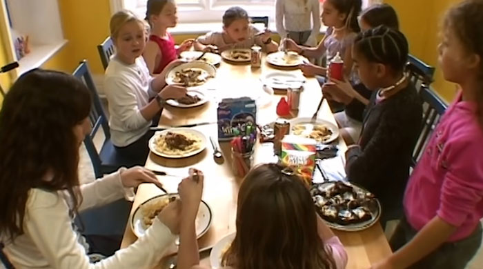 Boys And Girls Were Left Alone For 5 Days, The Experiment Revealed Eye-Opening Insights On How Both Groups Are Misjudged