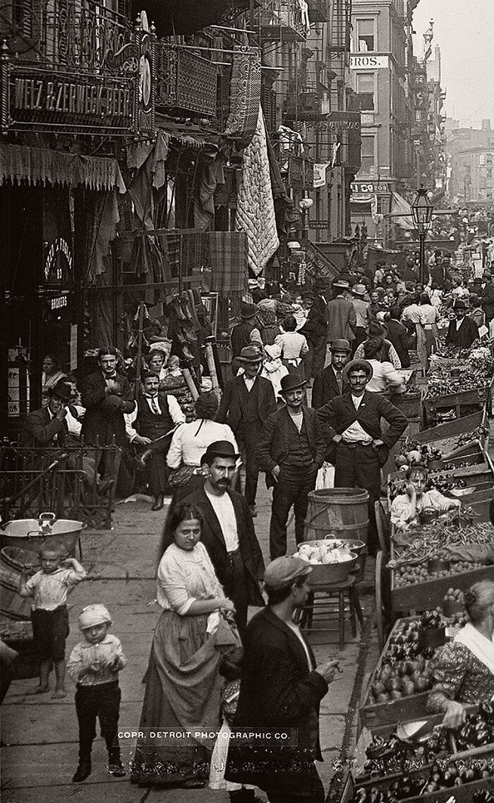 Mulberry Street, New York City, 1900