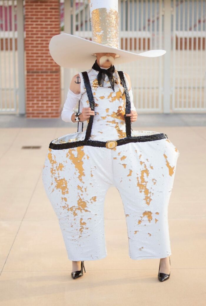 Home-For-Peculiar-Artists