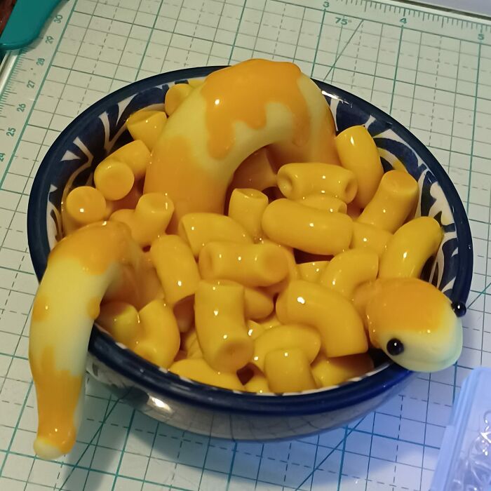 Home-For-Peculiar-Artists