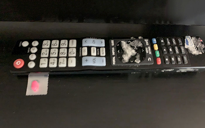 This Is What I Found In My "Cleaned" Hotel Room