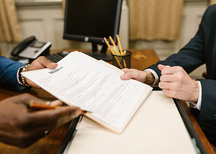 &ldquo;I. Was. Gobsmacked.&rdquo;: Man Divorces &ldquo;Manipulative&rdquo; Wife After Finding Out They&rsquo;re Expecting A Girl, Says She Did It On Purpose