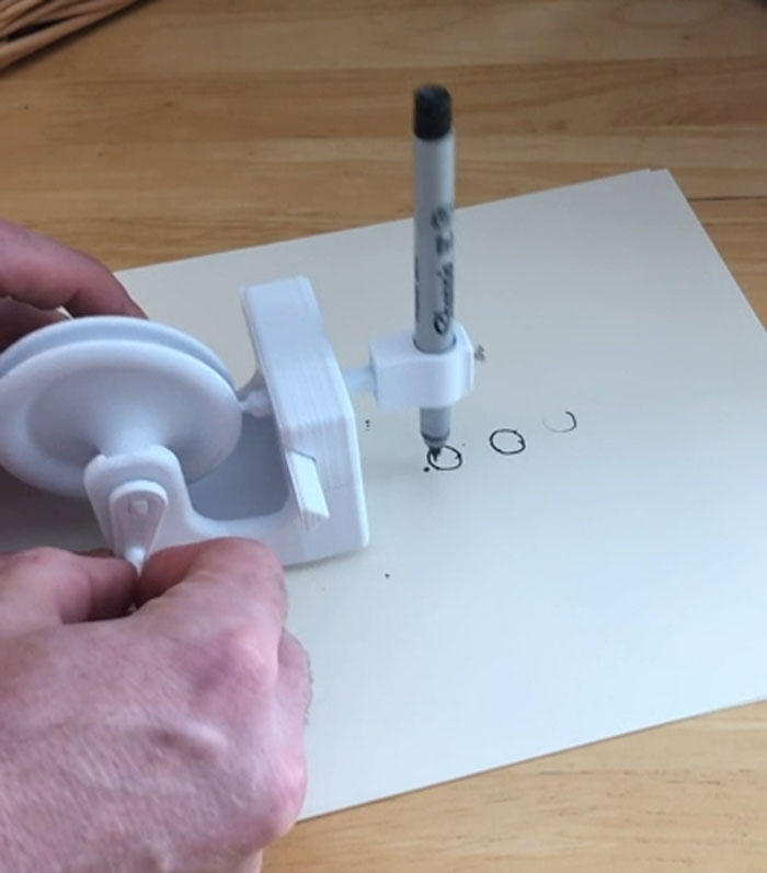 I Made A 2D Printer With My 3D Printer