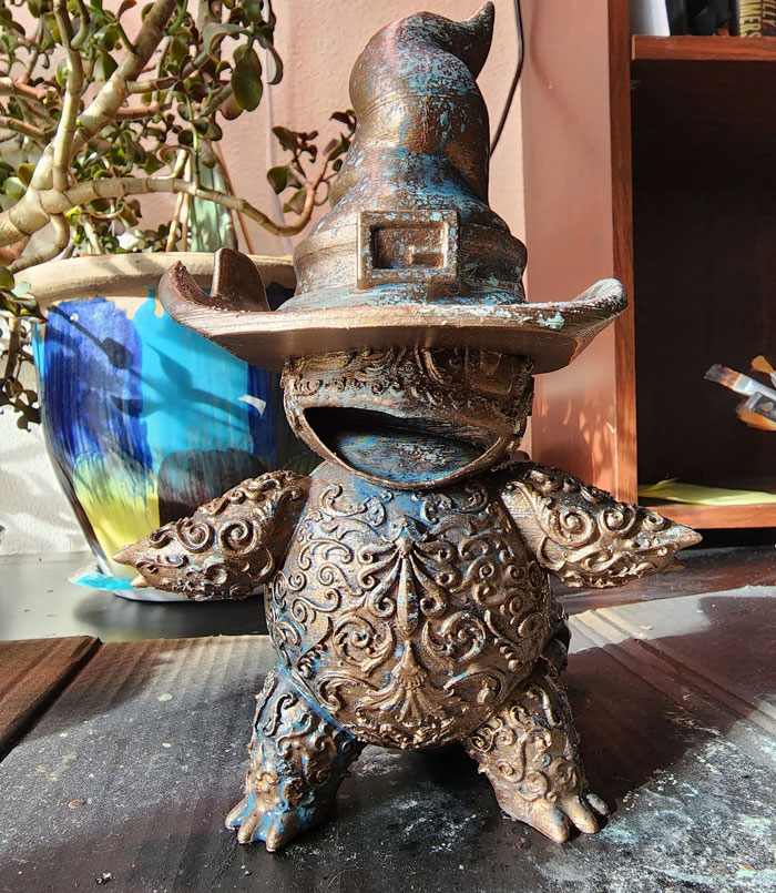 Ran Out Of Filament Overnight But The Print Was Too Pretty To Waste So I Found A Hat On Thingiverse And Made A Spooky Squirtle Instead!