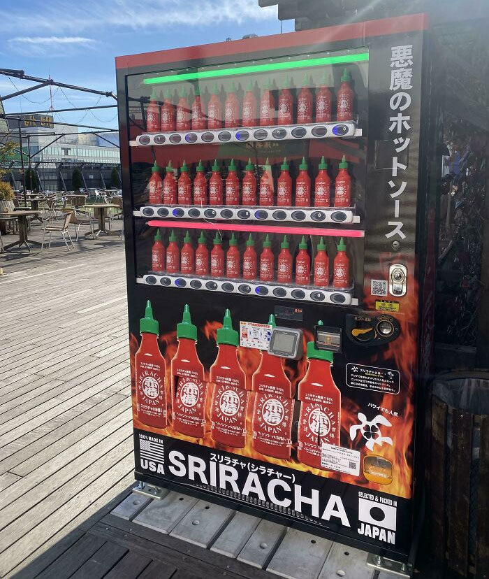 This Sriracha Vending Machine I Stumbled Upon In Japan Today