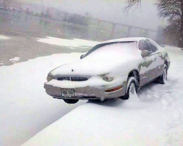 Buddy's Car Nearly Slides Into Thy River, Stopped Just In Time